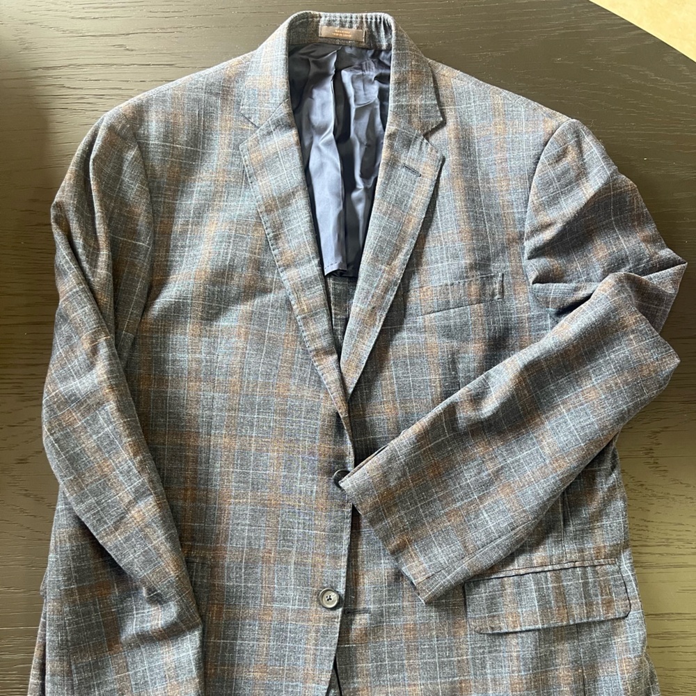 Monte Rosso Gray and Brown Checkered Blazer